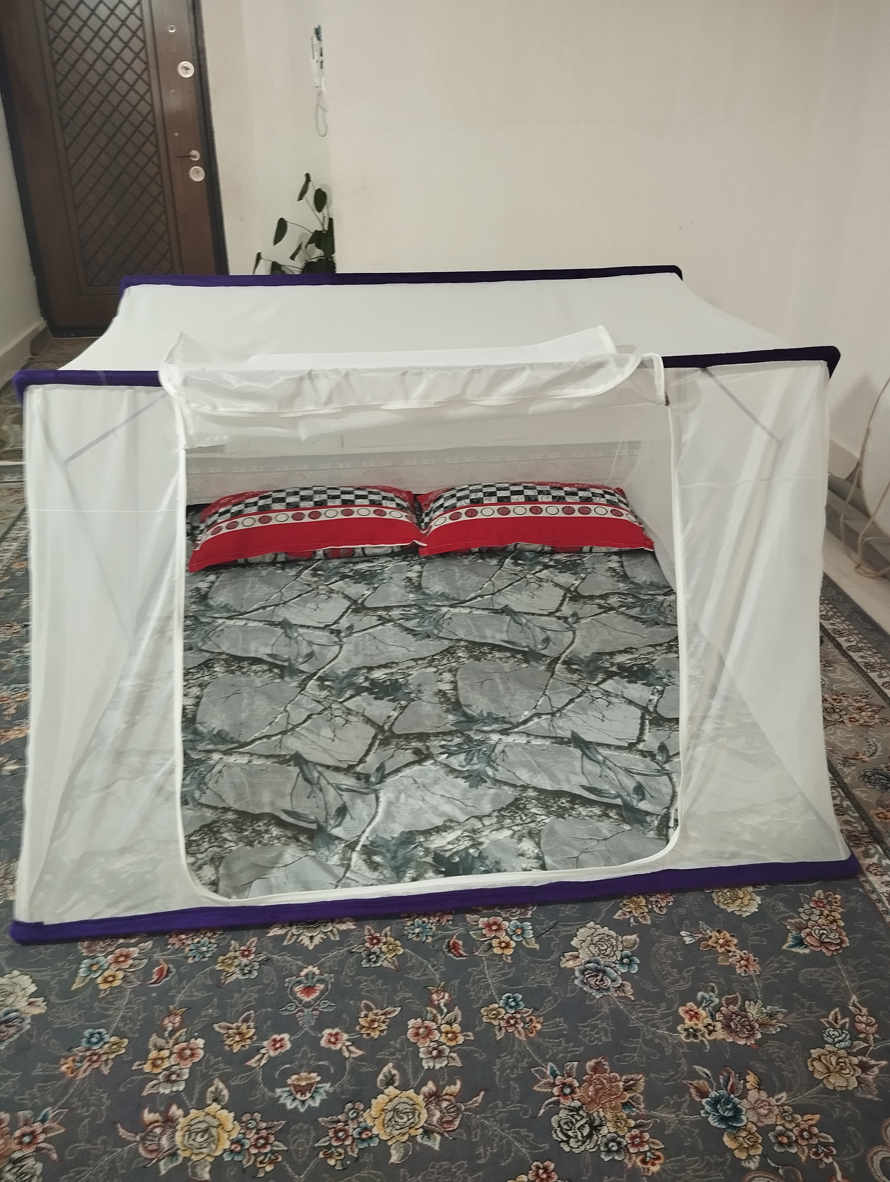 ۲در۱۸۰دونفره بعد جمع شدن طولش ۲متره
